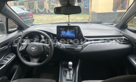 Acheter Neuf Voiture Toyota C-HR Autre à Buea, Southwest Cameroon Acheter Neuf Voiture Toyota C-HR Autre à Buea, Southwest Cameroon