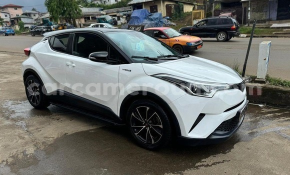 Acheter Neuf Voiture Toyota C-HR Autre à Buea, Southwest Cameroon Acheter Neuf Voiture Toyota C-HR Autre à Buea, Southwest Cameroon