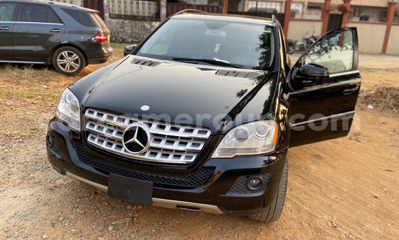 Acheter Import Voiture Mercedes‒Benz ML–Class Noir à Douala, Littoral Cameroon Acheter Import Voiture Mercedes‒Benz ML–Class Noir à Douala, Littoral Cameroon