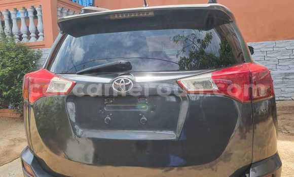 Sayi Na hannu Toyota RAV4 Azurfa Mota in Yaounde a Babban Kamaru Sayi Na hannu Toyota RAV4 Azurfa Mota in Yaounde a Babban Kamaru