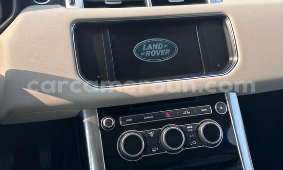 Sayi Na hannu Range Rover Range Rover Black Mota in Douala a Ƙasar Kamaru Sayi Na hannu Range Rover Range Rover Black Mota in Douala a Ƙasar Kamaru