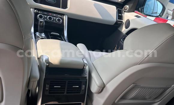 Sayi Na hannu Range Rover Range Rover Black Mota in Douala a Ƙasar Kamaru Sayi Na hannu Range Rover Range Rover Black Mota in Douala a Ƙasar Kamaru