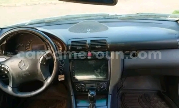 Acheter Occasion Voiture Mercedes Viano Gris à Yaoundé, Central Cameroon Acheter Occasion Voiture Mercedes Viano Gris à Yaoundé, Central Cameroon