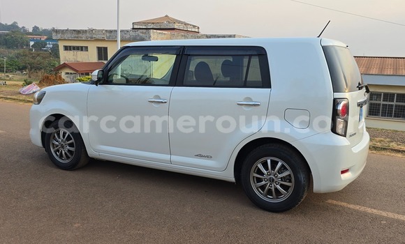 Buy Used Toyota Corolla Rumion White Car in Yaounde in Central Cameroon Buy Used Toyota Corolla Rumion White Car in Yaounde in Central Cameroon