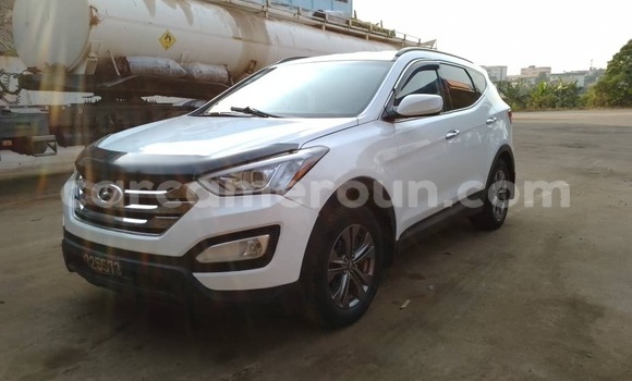 Acheter Neuf Voiture Hyundai Santa Fe Blanc à Yaoundé, Central Cameroon