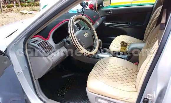 Acheter Occasion Voiture Toyota Camry Gris à Yaoundé, Central Cameroon Acheter Occasion Voiture Toyota Camry Gris à Yaoundé, Central Cameroon