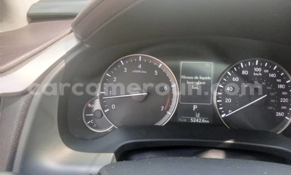 Sayi Na hannu Lexus RX 350 White Mota in Douala a Ƙasar Kamaru Sayi Na hannu Lexus RX 350 White Mota in Douala a Ƙasar Kamaru