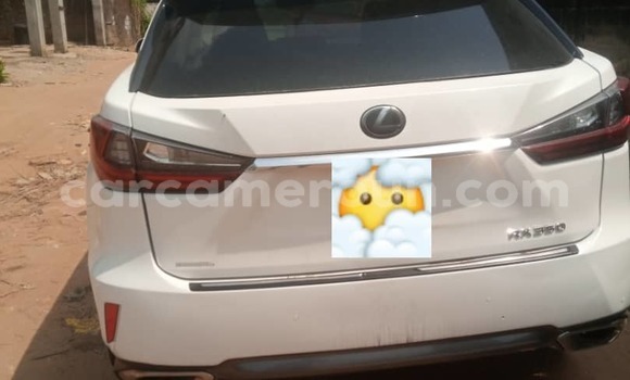 Sayi Na hannu Lexus RX 350 White Mota in Douala a Ƙasar Kamaru Sayi Na hannu Lexus RX 350 White Mota in Douala a Ƙasar Kamaru