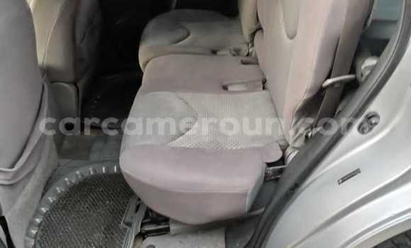 Acheter Occasion Voiture Toyota RAV4 Gris à Douala, Littoral Cameroon Acheter Occasion Voiture Toyota RAV4 Gris à Douala, Littoral Cameroon