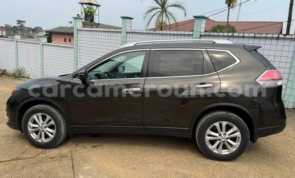 Buy Used Nissan Rogue Green Car in Douala in Littoral Cameroon Buy Used Nissan Rogue Green Car in Douala in Littoral Cameroon