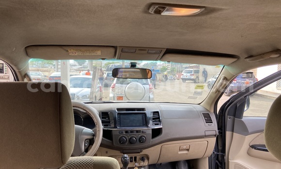 Acheter Occasion Voiture Toyota Fortuner Gris à Douala, Littoral Cameroon Acheter Occasion Voiture Toyota Fortuner Gris à Douala, Littoral Cameroon