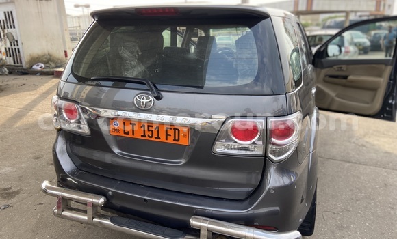 Acheter Occasion Voiture Toyota Fortuner Gris à Douala, Littoral Cameroon Acheter Occasion Voiture Toyota Fortuner Gris à Douala, Littoral Cameroon