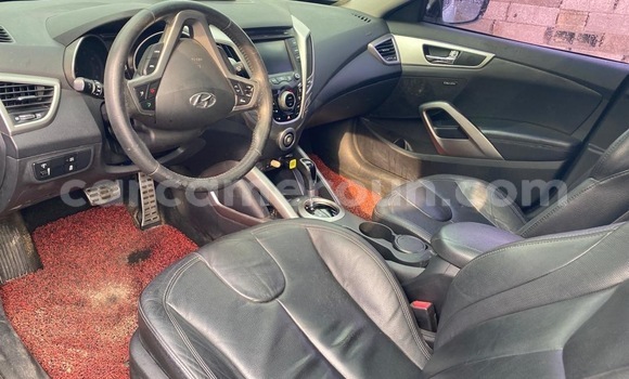 Acheter Neuf Voiture Hyundai Veloster Blanc à Douala, Littoral Cameroon Acheter Neuf Voiture Hyundai Veloster Blanc à Douala, Littoral Cameroon