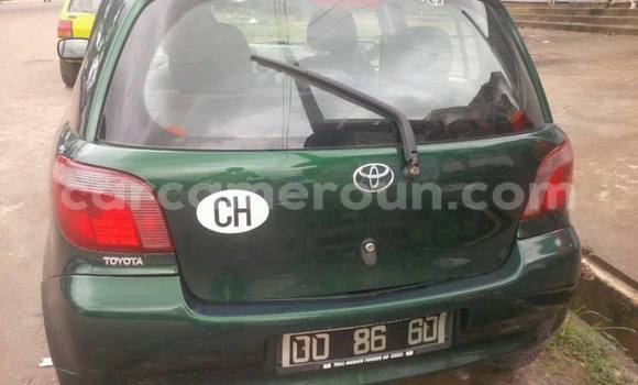 Acheter Occasion Voiture Toyota Yaris Vert à Yaoundé, Central Cameroon Acheter Occasion Voiture Toyota Yaris Vert à Yaoundé, Central Cameroon