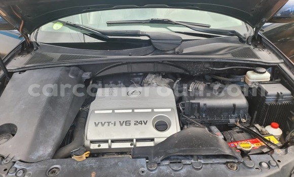 Buy Used Lexus RX 330 Silver Car in Yaounde in Central Cameroon Buy Used Lexus RX 330 Silver Car in Yaounde in Central Cameroon