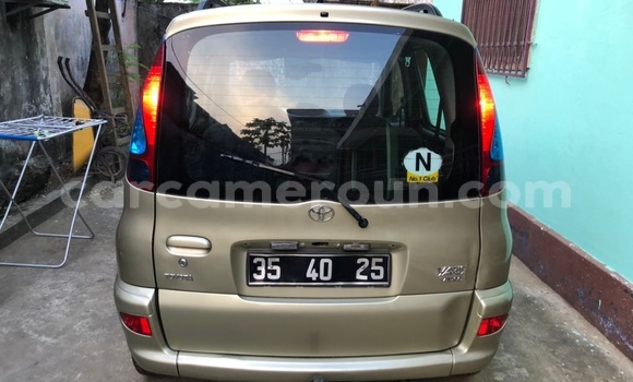 Buy Used Toyota Yaris Verso Silver Car in Douala in Littoral Cameroon Buy Used Toyota Yaris Verso Silver Car in Douala in Littoral Cameroon