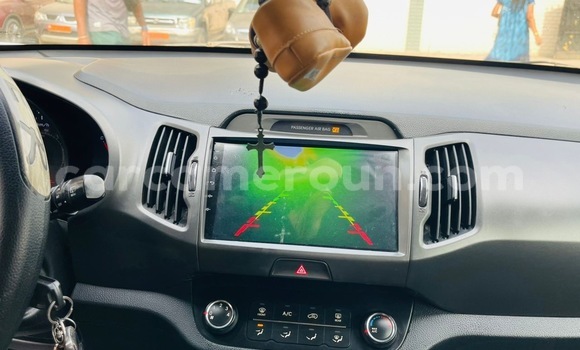 Sayi Na hannu Kia Sportage White Mota in Douala a Ƙasar Kamaru Sayi Na hannu Kia Sportage White Mota in Douala a Ƙasar Kamaru