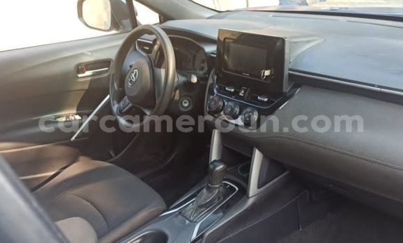 Acheter Occasion Voiture Toyota Corolla Cross Bleu à Douala, Littoral Cameroon Acheter Occasion Voiture Toyota Corolla Cross Bleu à Douala, Littoral Cameroon