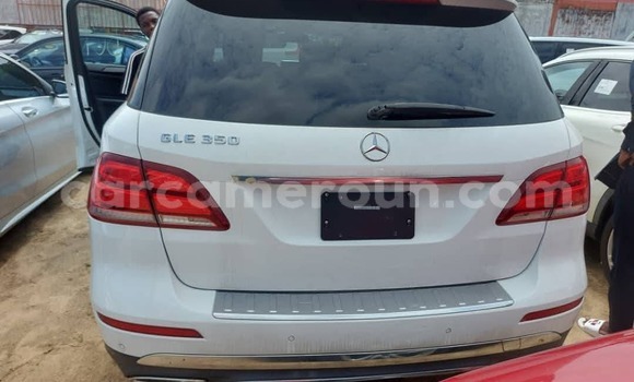 Acheter Occasion Voiture Mercedes‒Benz ML–Class Blanc à Douala, Littoral Cameroon Acheter Occasion Voiture Mercedes‒Benz ML–Class Blanc à Douala, Littoral Cameroon