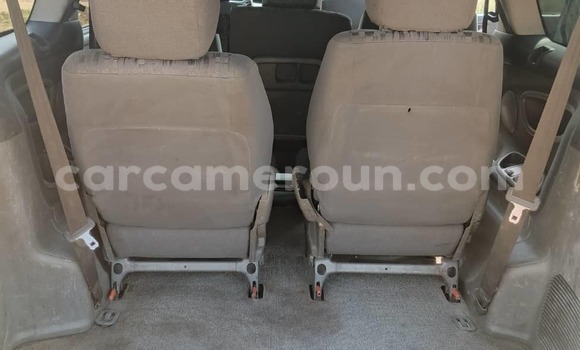 Acheter Occasion Voiture Toyota Previa Gris à Douala, Littoral Cameroon Acheter Occasion Voiture Toyota Previa Gris à Douala, Littoral Cameroon