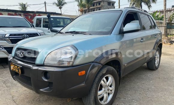 Sayi Na hannu Hyundai Tucson Green Mota in Douala a Ƙasar Kamaru Sayi Na hannu Hyundai Tucson Green Mota in Douala a Ƙasar Kamaru