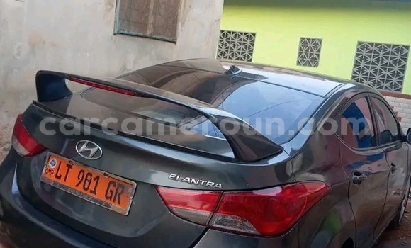 Buy Used Hyundai Elantra Silver Car in Yaounde in Central Cameroon Buy Used Hyundai Elantra Silver Car in Yaounde in Central Cameroon