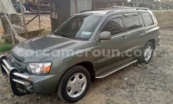 Acheter Occasion Voiture Toyota Highlander Vert à Douala, Littoral Cameroon Acheter Occasion Voiture Toyota Highlander Vert à Douala, Littoral Cameroon