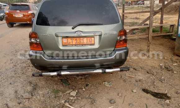 Acheter Occasion Voiture Toyota Highlander Vert à Douala, Littoral Cameroon Acheter Occasion Voiture Toyota Highlander Vert à Douala, Littoral Cameroon