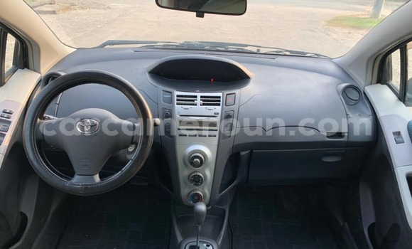 Acheter Occasion Voiture Toyota Vitz Noir à Douala, Littoral Cameroon Acheter Occasion Voiture Toyota Vitz Noir à Douala, Littoral Cameroon