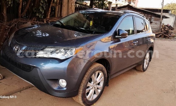 Acheter Neuf Voiture Toyota RAV4 Autre à Yaoundé, Central Cameroon Acheter Neuf Voiture Toyota RAV4 Autre à Yaoundé, Central Cameroon