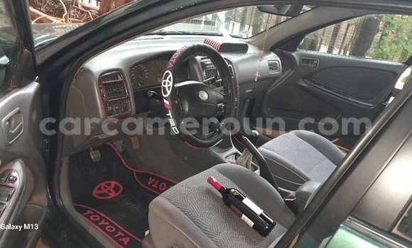 Acheter Neuf Voiture Toyota Avensis Vert à Yaoundé, Central Cameroon Acheter Neuf Voiture Toyota Avensis Vert à Yaoundé, Central Cameroon