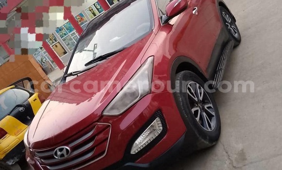 Sayi Na hannu Hyundai Santa Fe Red Mota in Douala a Ƙasar Kamaru Sayi Na hannu Hyundai Santa Fe Red Mota in Douala a Ƙasar Kamaru