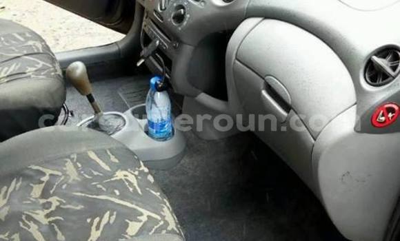 Acheter Occasion Voiture Toyota Yaris Noir à Yaoundé, Central Cameroon Acheter Occasion Voiture Toyota Yaris Noir à Yaoundé, Central Cameroon