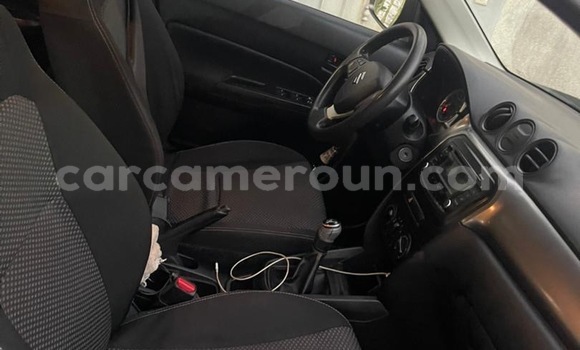 Acheter Occasion Voiture Suzuki Grand Vitara Gris à Yaoundé, Central Cameroon Acheter Occasion Voiture Suzuki Grand Vitara Gris à Yaoundé, Central Cameroon