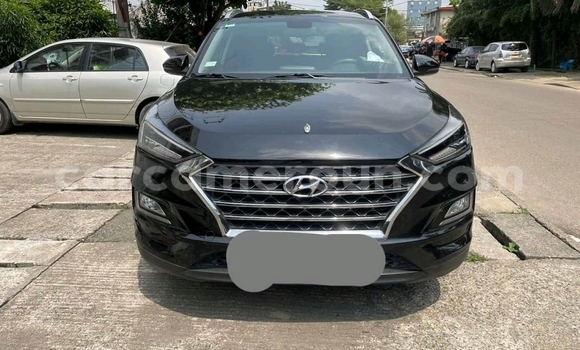 Sayi Na hannu Hyundai Tucson Black Mota in Douala a Ƙasar Kamaru Sayi Na hannu Hyundai Tucson Black Mota in Douala a Ƙasar Kamaru