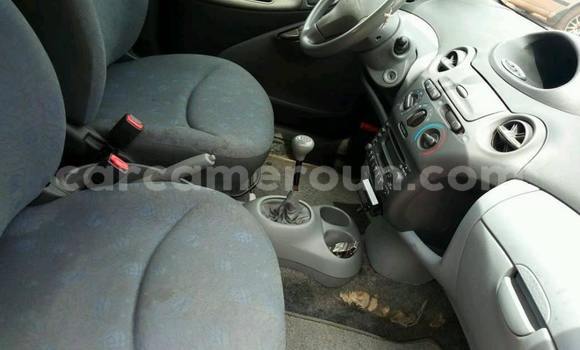 Acheter Occasion Voiture Toyota Yaris Beige à Yaoundé, Central Cameroon Acheter Occasion Voiture Toyota Yaris Beige à Yaoundé, Central Cameroon