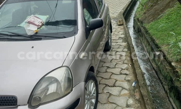 Sayi Na hannu Toyota Yaris Sauran Mota in Douala a Ƙasar Kamaru Sayi Na hannu Toyota Yaris Sauran Mota in Douala a Ƙasar Kamaru