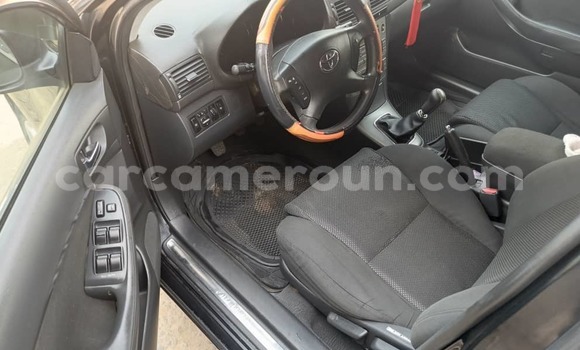 Sayi Na hannu Mercedes‒Benz KOMPRESSOR Azurfa Mota in Douala a Ƙasar Kamaru Sayi Na hannu Mercedes‒Benz KOMPRESSOR Azurfa Mota in Douala a Ƙasar Kamaru