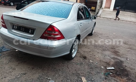 Sayi Na hannu Mercedes‒Benz KOMPRESSOR Azurfa Mota in Douala a Ƙasar Kamaru Sayi Na hannu Mercedes‒Benz KOMPRESSOR Azurfa Mota in Douala a Ƙasar Kamaru