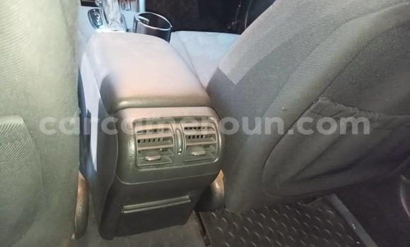 Sayi Na hannu Mercedes‒Benz KOMPRESSOR Azurfa Mota in Douala a Ƙasar Kamaru Sayi Na hannu Mercedes‒Benz KOMPRESSOR Azurfa Mota in Douala a Ƙasar Kamaru