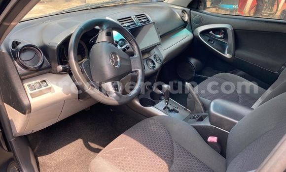 Acheter Neuf Voiture Toyota Vanguard Noir à Douala, Littoral Cameroon Acheter Neuf Voiture Toyota Vanguard Noir à Douala, Littoral Cameroon