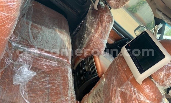 Acheter Neuf Voiture Toyota Land Cruiser Prado Noir à Yaoundé, Central Cameroon Acheter Neuf Voiture Toyota Land Cruiser Prado Noir à Yaoundé, Central Cameroon