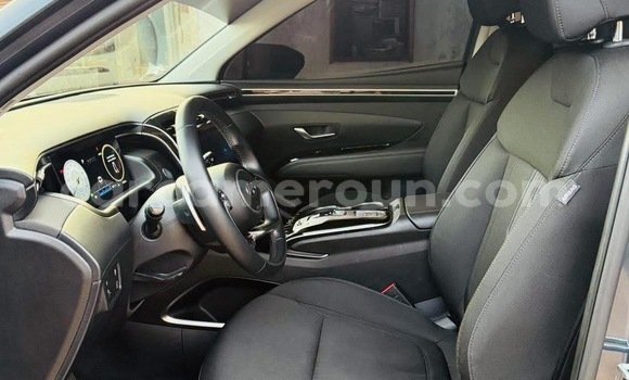 Sayi Sabo Hyundai Tucson Sauran Mota in Douala a Ƙasar Kamaru Sayi Sabo Hyundai Tucson Sauran Mota in Douala a Ƙasar Kamaru