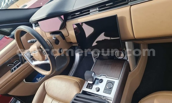 Sayi Sabo Range Rover Range Rover Black Mota in Douala a Ƙasar Kamaru Sayi Sabo Range Rover Range Rover Black Mota in Douala a Ƙasar Kamaru