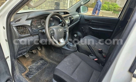 Buy Used Toyota Hilux White Car in Douala in Littoral Cameroon Buy Used Toyota Hilux White Car in Douala in Littoral Cameroon