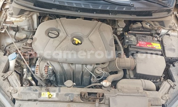 Buy Used Hyundai Elantra Silver Car in Douala in Littoral Cameroon Buy Used Hyundai Elantra Silver Car in Douala in Littoral Cameroon