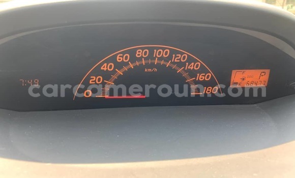 Acheter Occasion Voiture Toyota Vitz Bleu à Douala, Littoral Cameroon Acheter Occasion Voiture Toyota Vitz Bleu à Douala, Littoral Cameroon