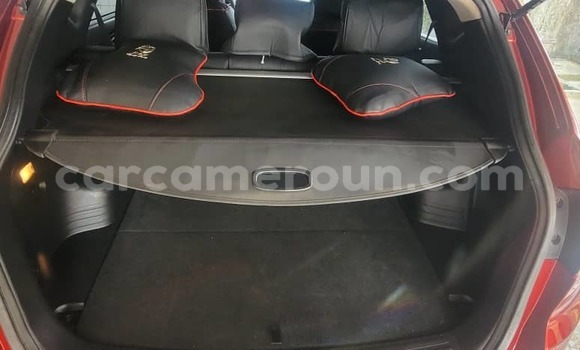 Sayi Na hannu Hyundai ix35 Red Mota in Douala a Ƙasar Kamaru Sayi Na hannu Hyundai ix35 Red Mota in Douala a Ƙasar Kamaru