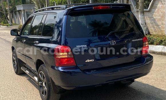 Acheter Occasion Voiture Toyota Highlander Bleu à Douala, Littoral Cameroon Acheter Occasion Voiture Toyota Highlander Bleu à Douala, Littoral Cameroon