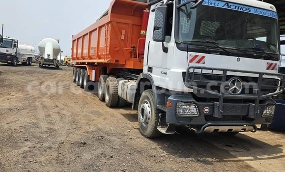 Acheter Import Voiture Mercedes‒Benz 290 Blanc à Douala, Littoral Cameroon Acheter Import Voiture Mercedes‒Benz 290 Blanc à Douala, Littoral Cameroon